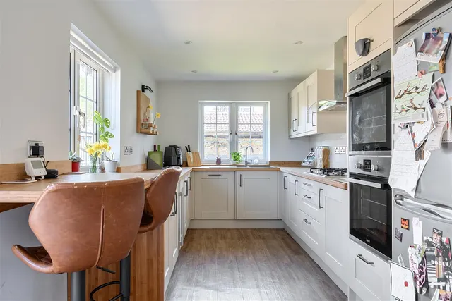 Westwells, Neston, SN13, photo 2