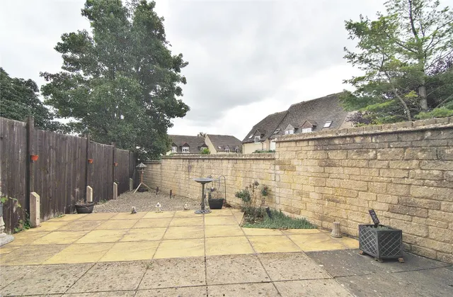 The Old Common, Chalford, GL6, photo 3