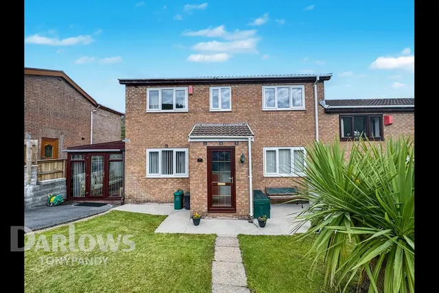 Rhondda Fechan Farm Ferndale, CF43, photo 1