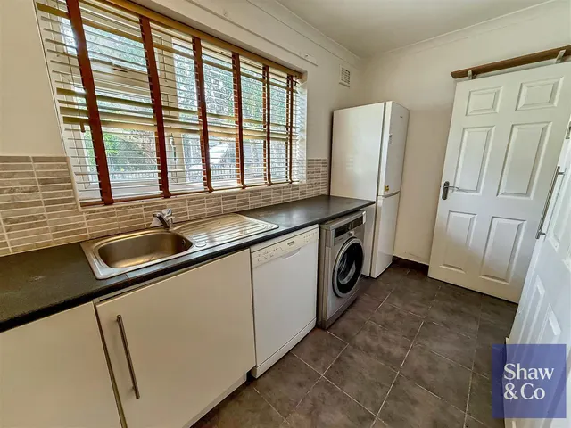 Woodlands Road, Isleworth, photo 3