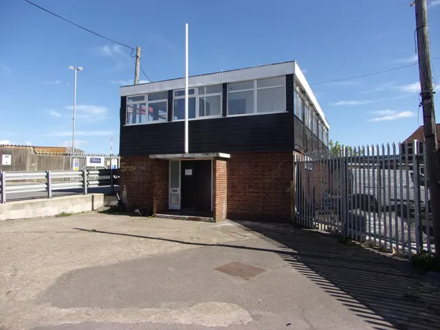 Mark Lane, Gravesend, DA12, photo 1