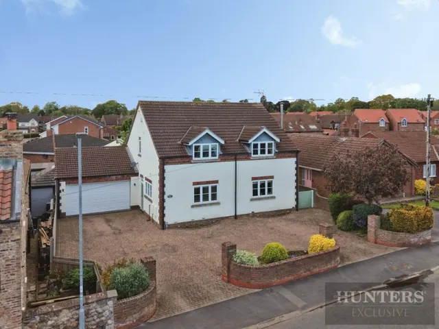 Main Street, Brandesburton, YO25, photo 1