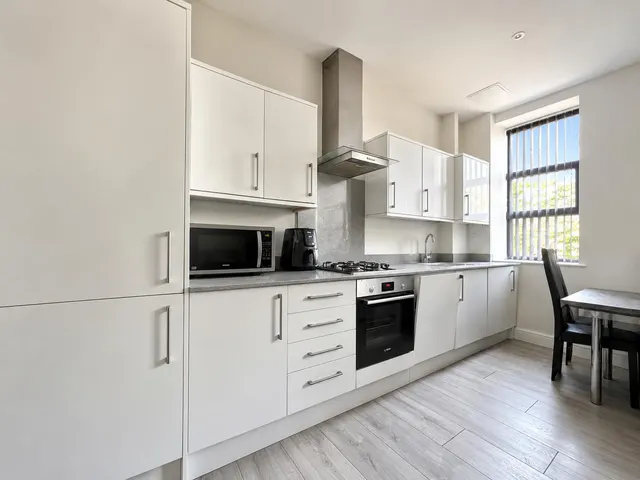 Heron Drive, Slough, SL3, photo 3
