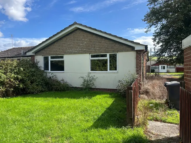 Hamilton Drive, Market Lavington, SN10, photo 3
