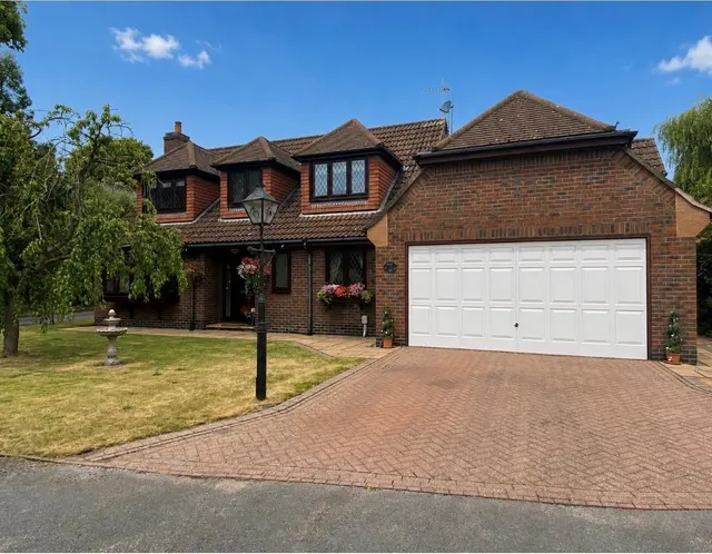 Walnut Close, Cottingham, photo 1