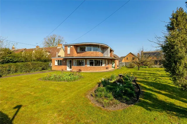 Burrell Way, Balsham, Cambridge, Cambridgeshire, CB21 4DY, photo 1