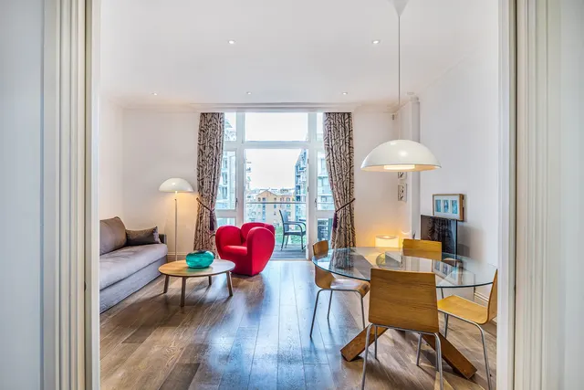Sterling Mansions, London, E1, photo 2