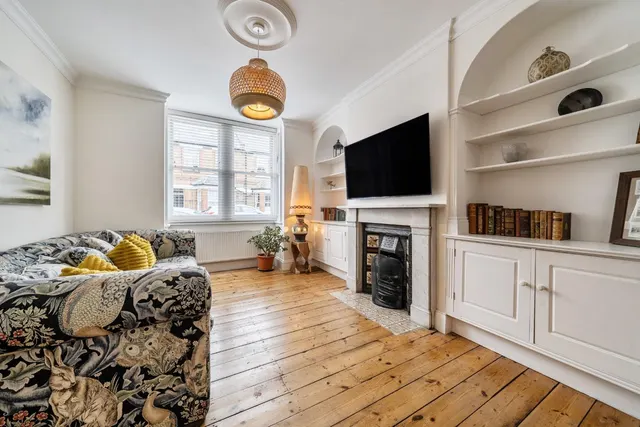 Devereux Road, Windsor, photo 1