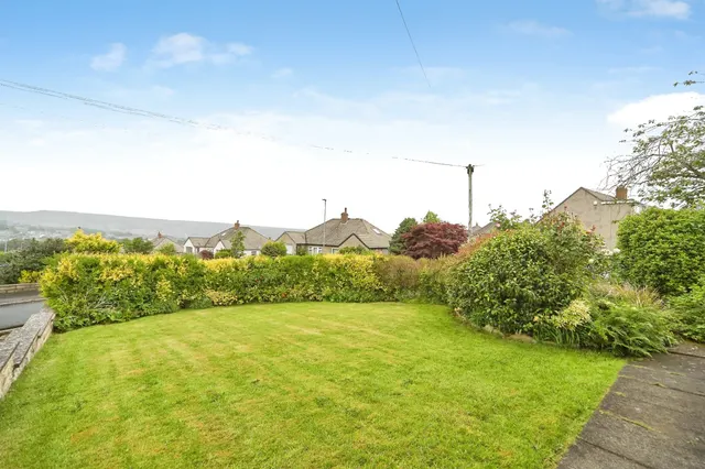 Photo 2 — Wheathead Drive, Keighley