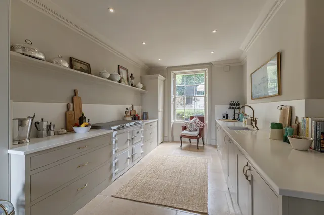 Photo 3 — Lansdown Place East, Bath, BA1