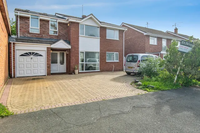 Swinton Lane, Worcester, WR2, photo 1