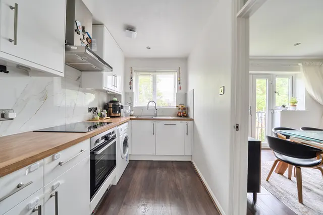 Pentland Place, Northolt, UB5, photo 3