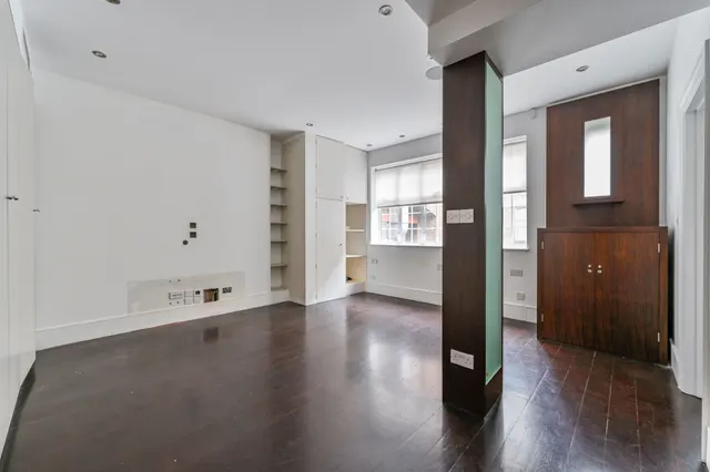 Photo 3 — 93 Seymour Place, London