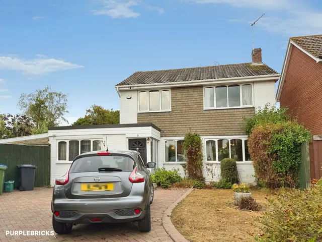 Bishops Close, Stratford-Upon-Avon, CV37, photo 2