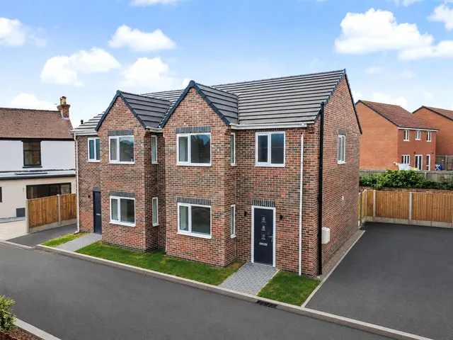 Scot Grave Lane, Gedling, NG4, photo 1