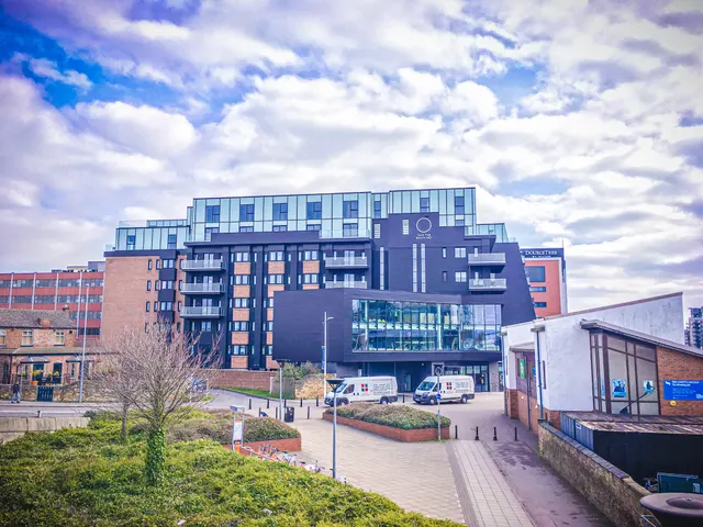 Brayford Wharf North, Lincoln, photo 1