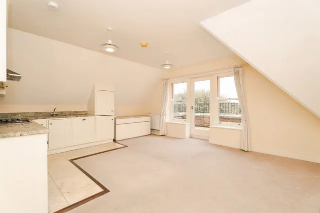 St. Margarets Road, Cromer, NR27, photo 2