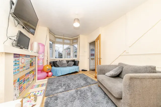 Carrs Road, Clacton-On-Sea, CO15, photo 3