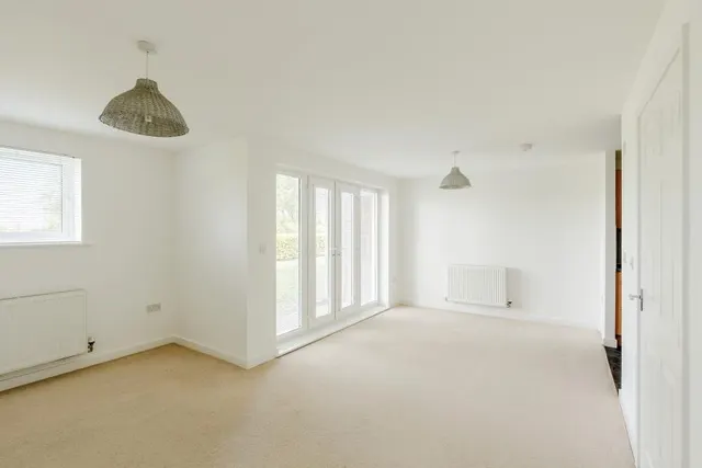Kittiwake Drive, Portishead, BS20, photo 2