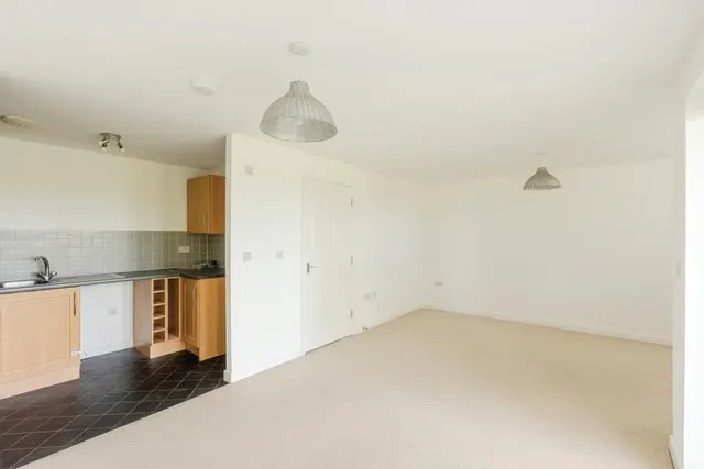 Kittiwake Drive, Portishead, BS20, photo 3