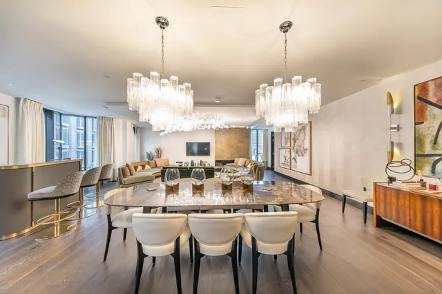 Photo 3 — The Mansion, Marylebone Lane, Marylebone, London