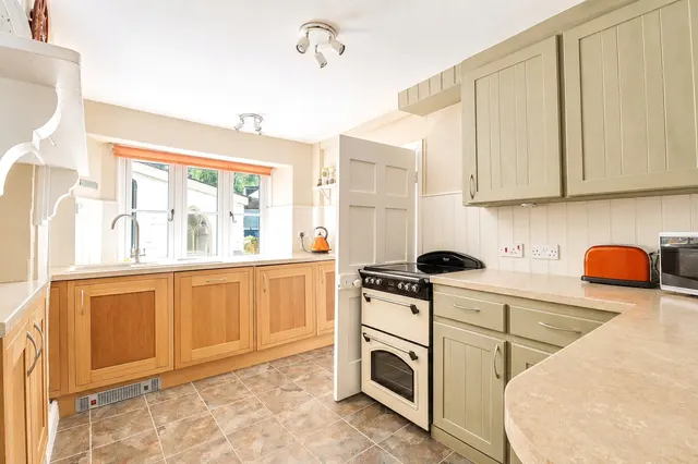 Chapel Street, Dulverton, TA22, photo 3