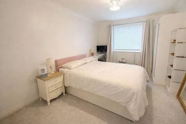 Photo 3 — Hulse Road, Southampton, Hampshire, SO15
