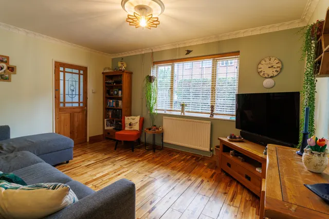 Woodlands Road, East Grinstead, RH19, photo 3