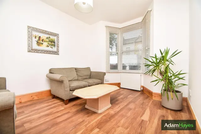 Hornsey Park Road, Hornsey, N8, photo 1