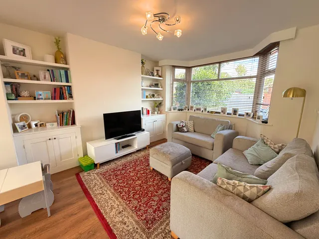 Rothesay Crescent, Sale, photo 2