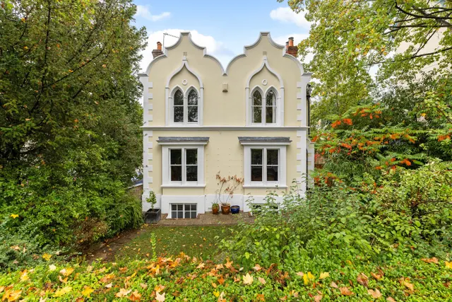 Newtown Road, Newbury, RG14, photo 1
