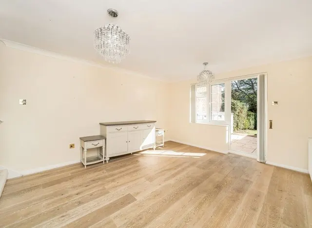 Firs Avenue, New Southgate, N11, photo 2