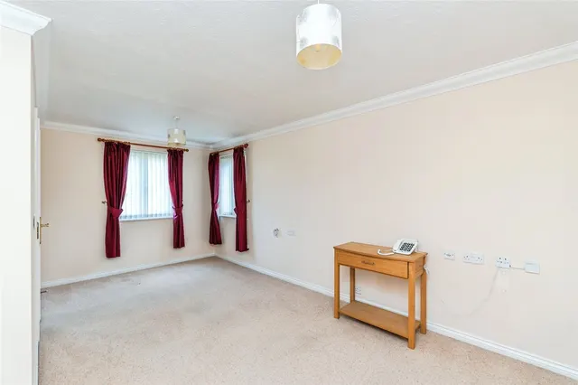 Alma Road, Romsey, SO51, photo 3