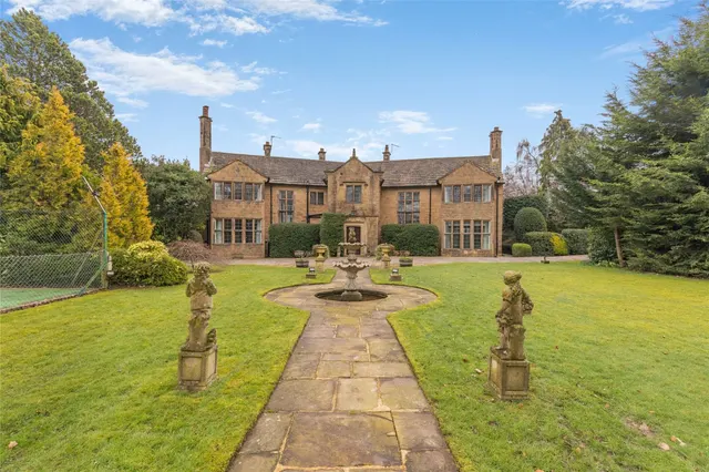 Slingsby Walk, Harrogate, HG2, photo 1