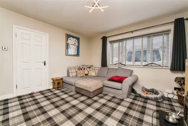 Walpole Close, Exeter, EX4, photo 3