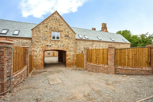 Newstead Way, Loughborough, LE11, photo 2