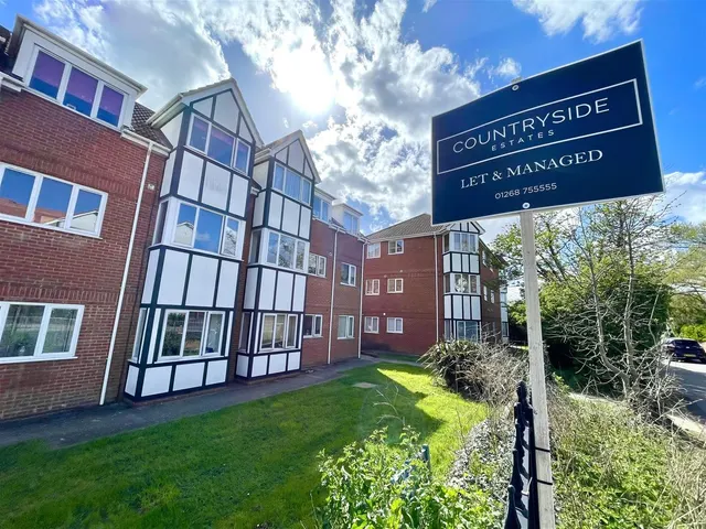 Bradley Court, Long Road, Canvey Island, photo 1