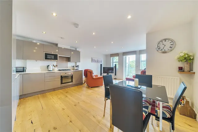 Babbacombe Road, Bromley, BR1, photo 1