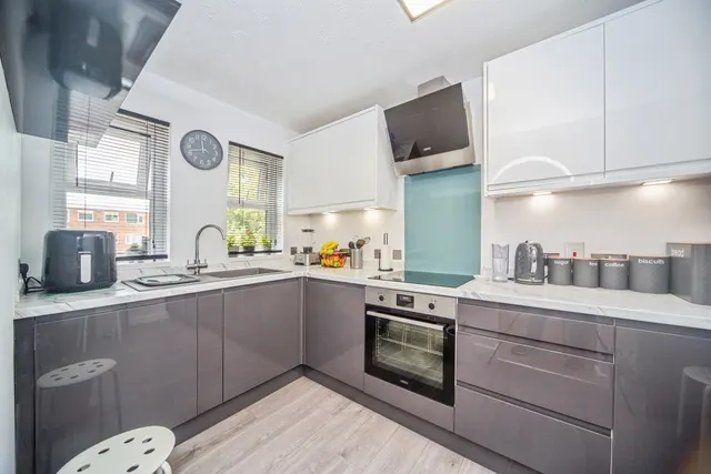 Hulse Road, Southampton, SO15, photo 2