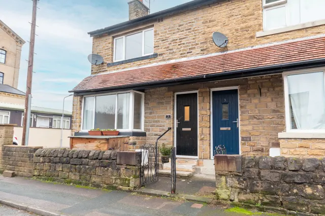 Hillside Road, Bingley, BD16, photo 1