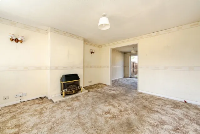 Hargrave Close, Prenton, CH43, photo 2