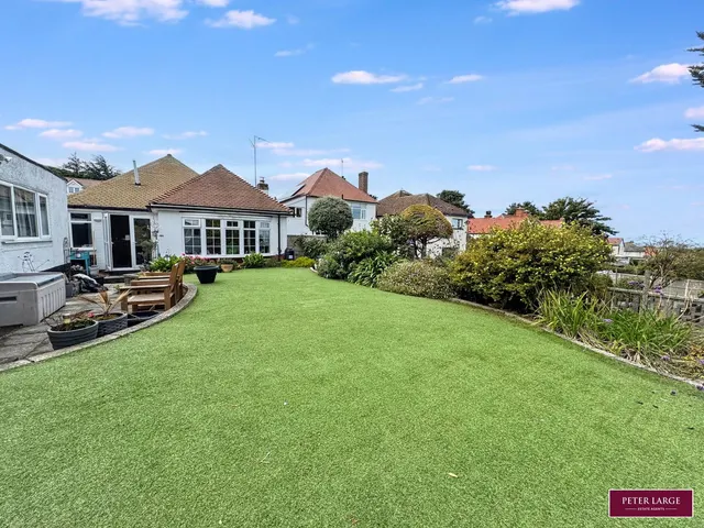 Photo 3 — Aberconway Road, Prestatyn, Denbighshire, LL19 9HL