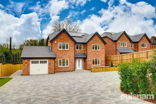 Photo 2 — Alcester Road, Finstall, Bromsgrove, Worcestershire, B60 1EL