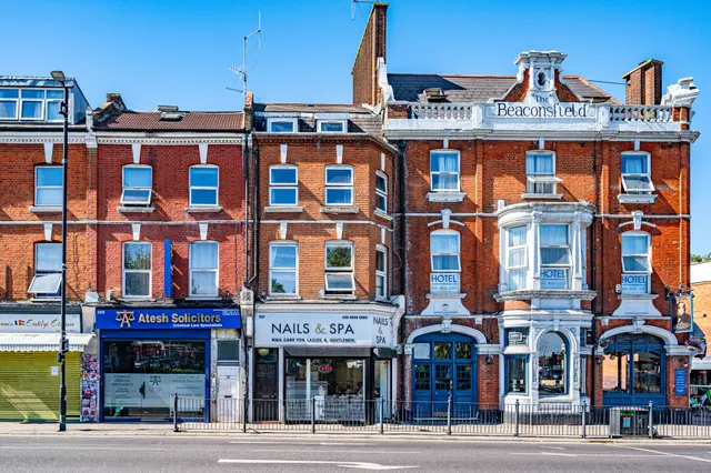 Flat 2, 357 Green Lanes, London, photo 1