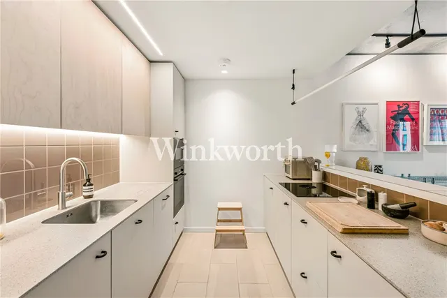 Lawrence Road, London, N15, photo 3