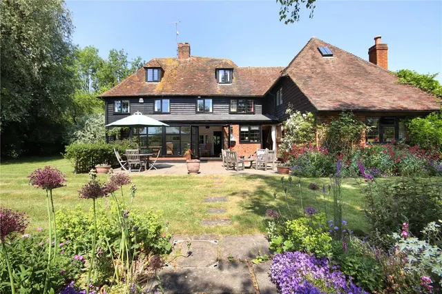 Southernden Road, Egerton, Ashford, Kent, TN27 9BT, photo 1