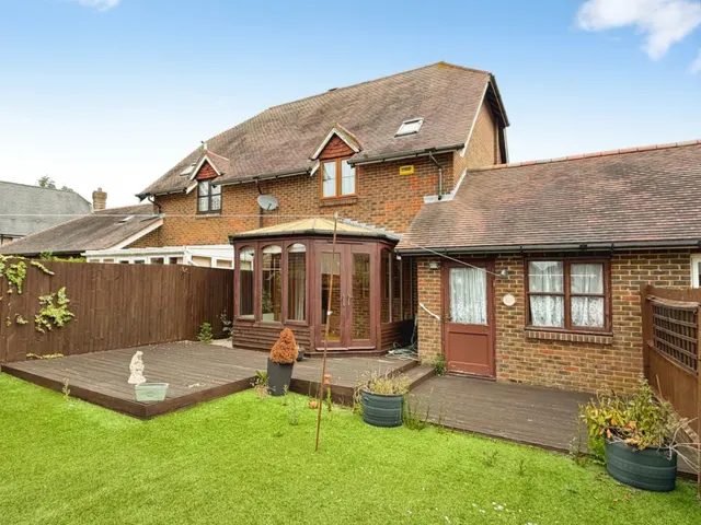 Fulmar Mews, Hawkinge, CT18, photo 1