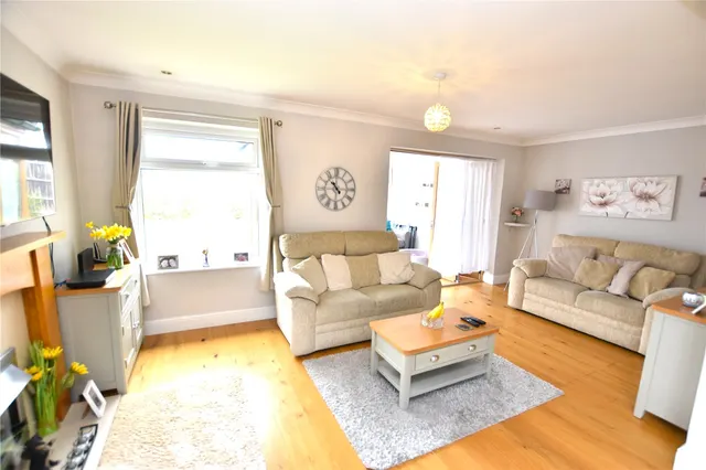Photo 2 — Wilton Court, Farnborough, Hampshire, GU14 7EL