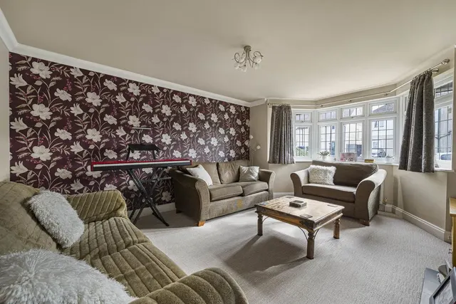 Longlands Park Crescent, Sidcup, DA15, photo 2