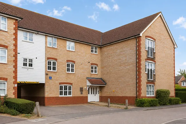 Stoney Bridge Drive, Waltham Abbey, EN9, photo 1